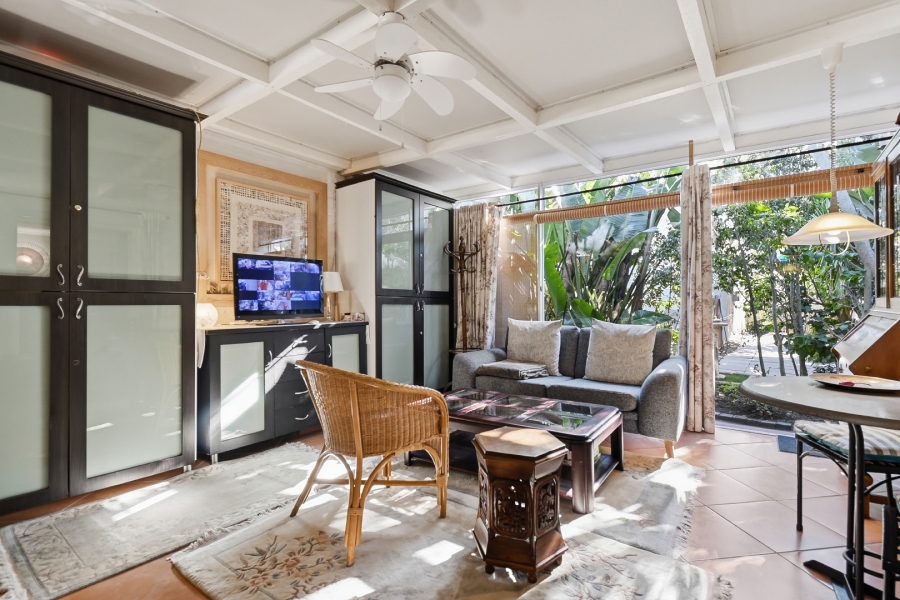 5 Bedroom Property for Sale in Constantia Western Cape